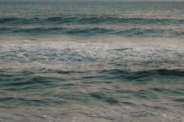 七里ヶ浜の海面の画像です 七里ヶ浜の海面の画像です