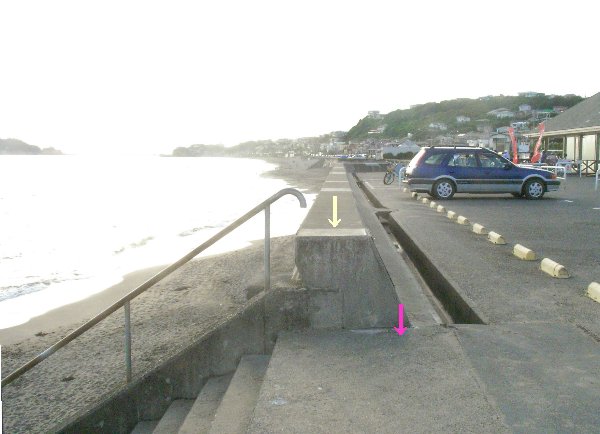 七里ヶ浜から江ノ島を望む画像です 七里ヶ浜から江ノ島を望む画像です