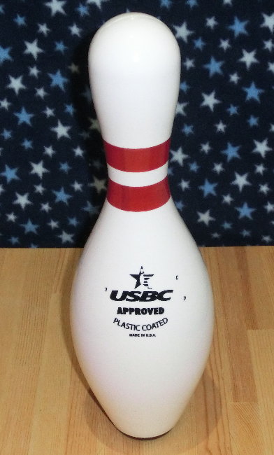 普通のボウリングピンの画像です 普通のボウリングピンの画像です