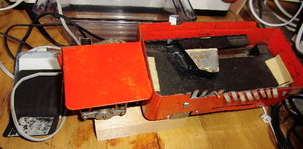 玉上げ機を準備している画像です 玉上げ機を準備している画像です