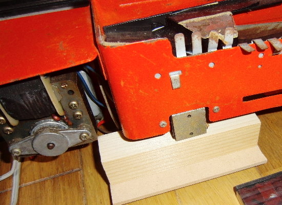 �ʏグ�@�𐮔����Ă���摜�ł�