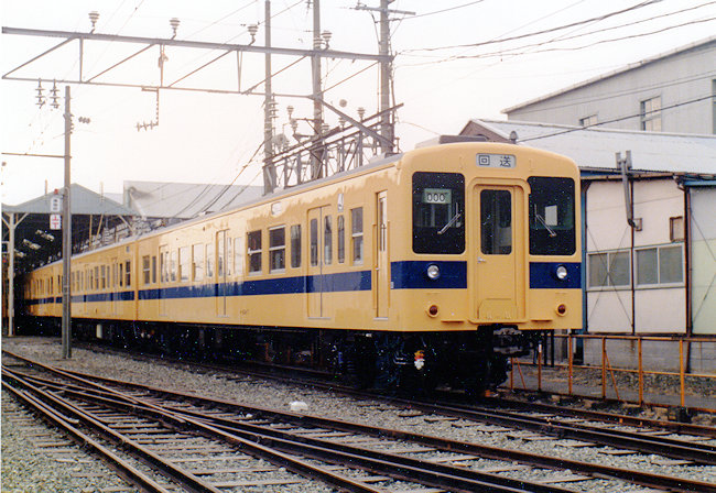 クハ104形電車の画像です クハ104形電車の画像です
