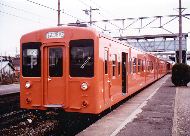 宇部・小野田線色の105系電車画像 宇部・小野田線色の105系電車画像