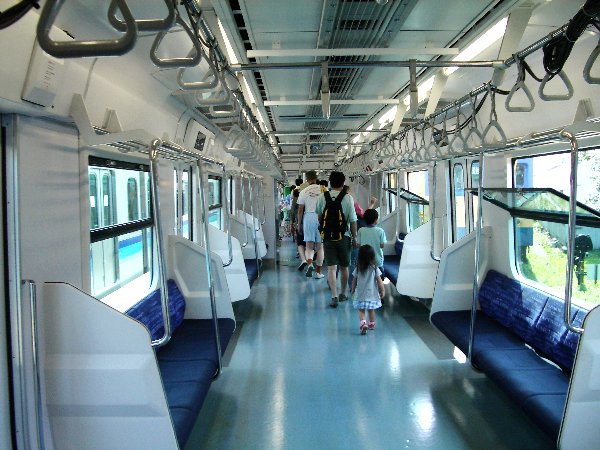 AC�g���C���̎ԓ��̉摜�ł�