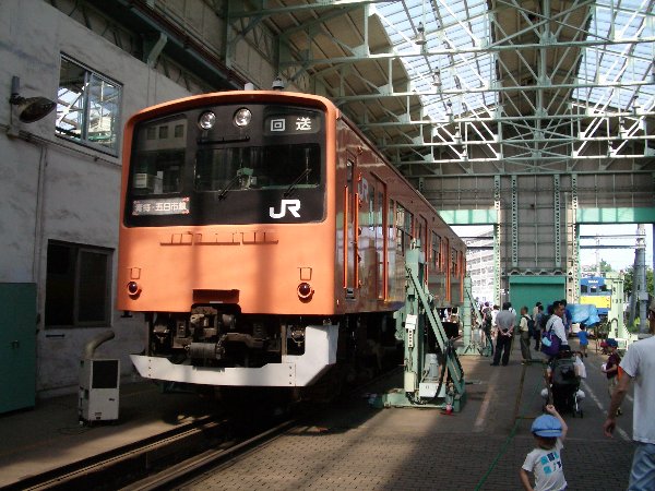 �W���b�L�A�b�v���ꂽ�N�n�Q�O�O�`�̉摜�ł�