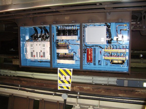 E231系TIMS箱の中の画像です E231系TIMS箱の中の画像です