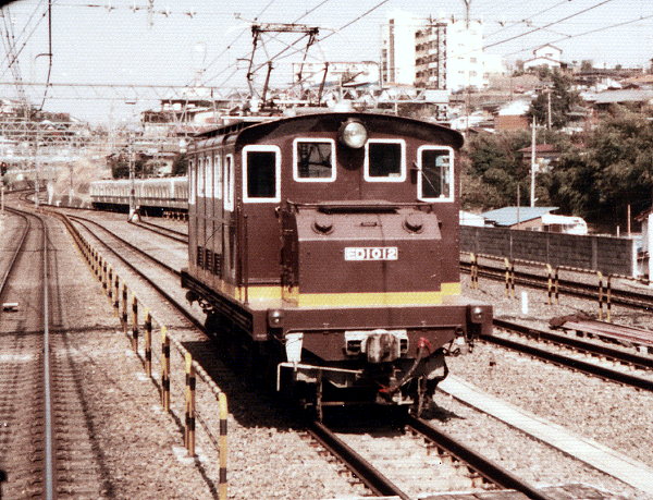 ED1012号電気機関車の画像です ED1012号電気機関車の画像です