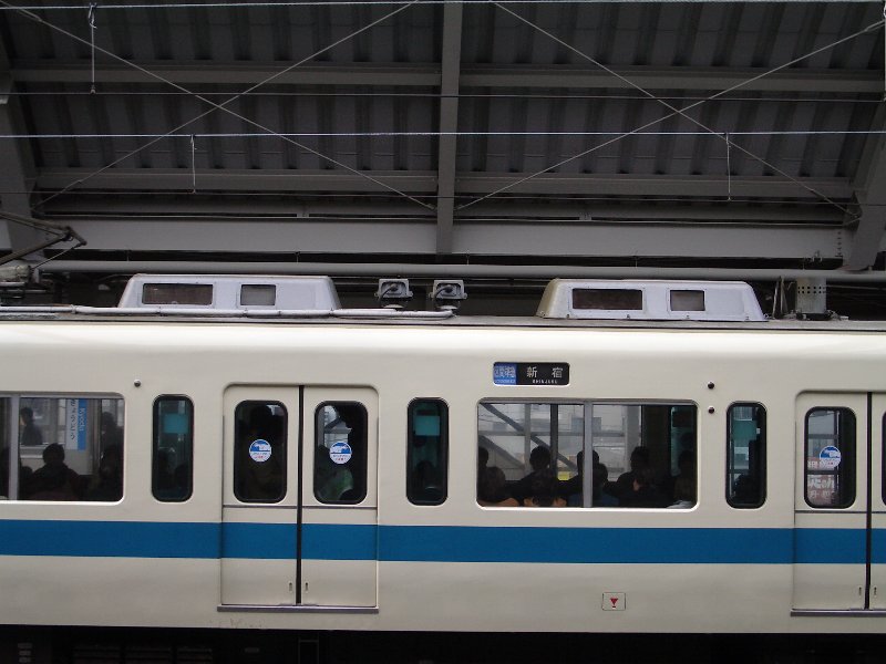 c}9000n̉摜ł
