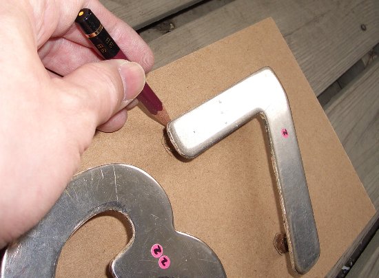 �����̈ʒu���߂����Ă���摜�ł�